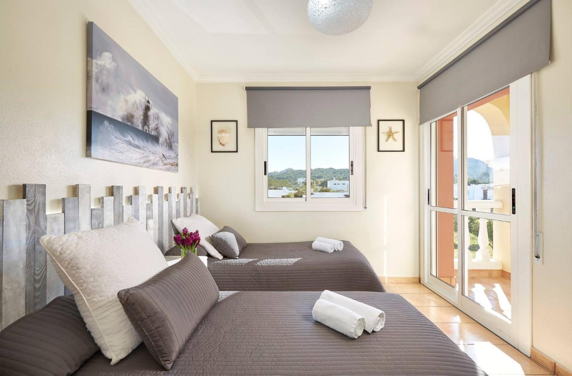 Villa Juncos Can Furnet Bagian luar foto